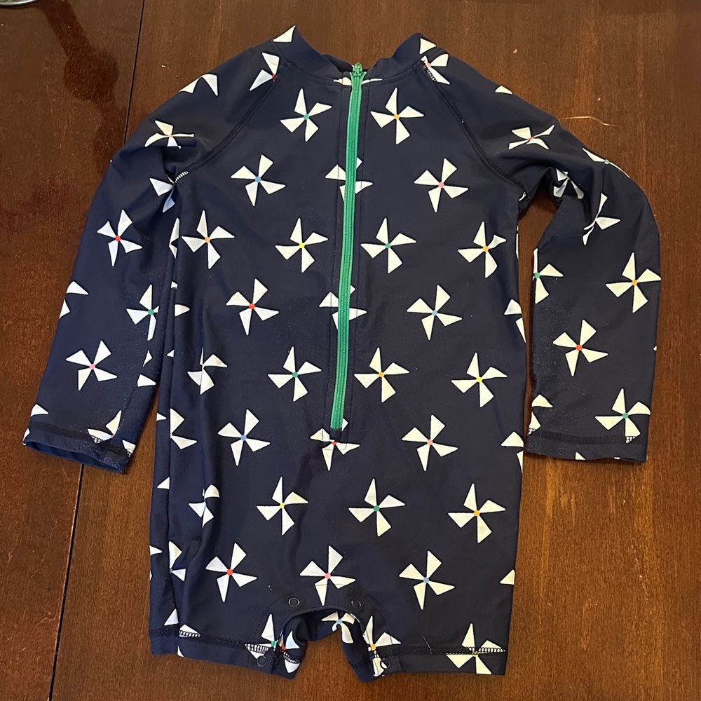 Primary Navy and White Pinwheel Kids Rashguard